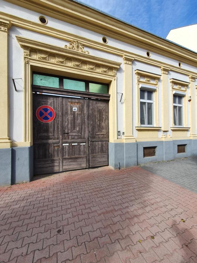 Belvarosi Exkluziv Loft Debrecen Eksteriør billede